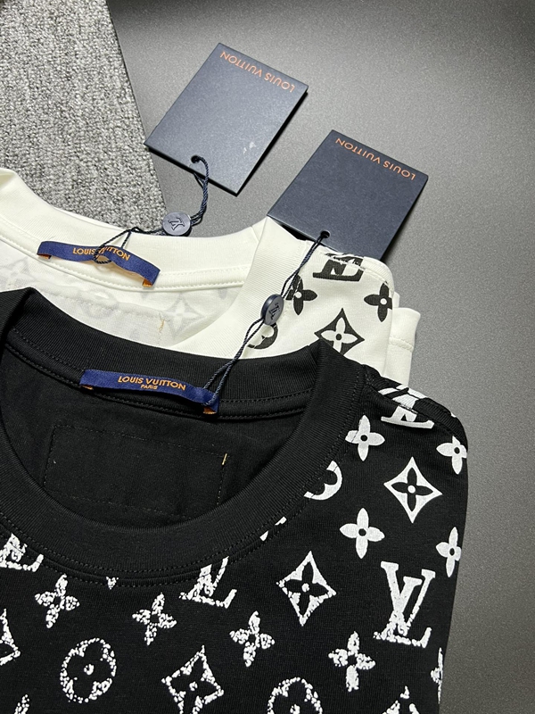 ブランドTシャツ細部ディテール